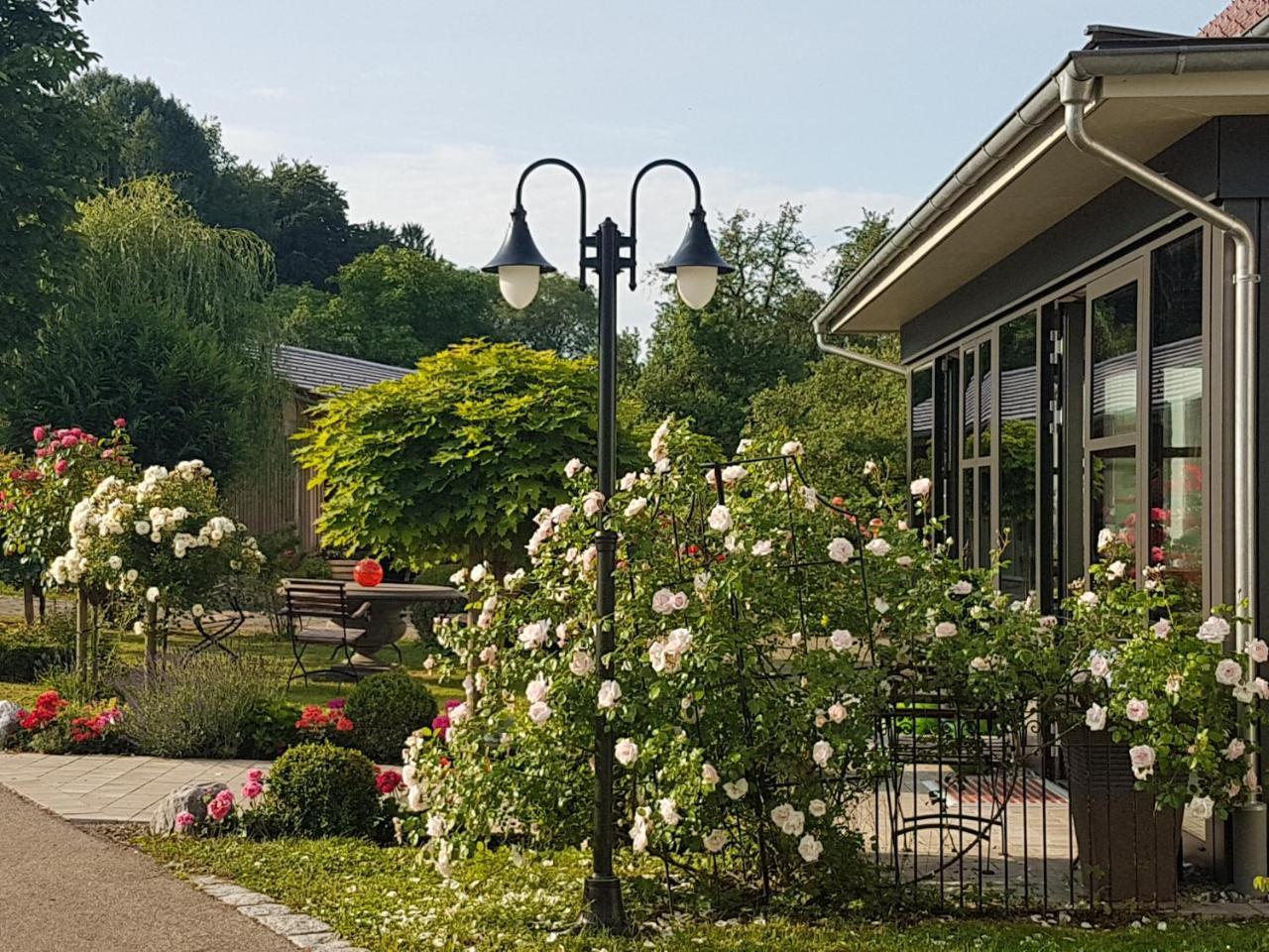 Landgut Apfelrose Hotel FDH Exterior photo